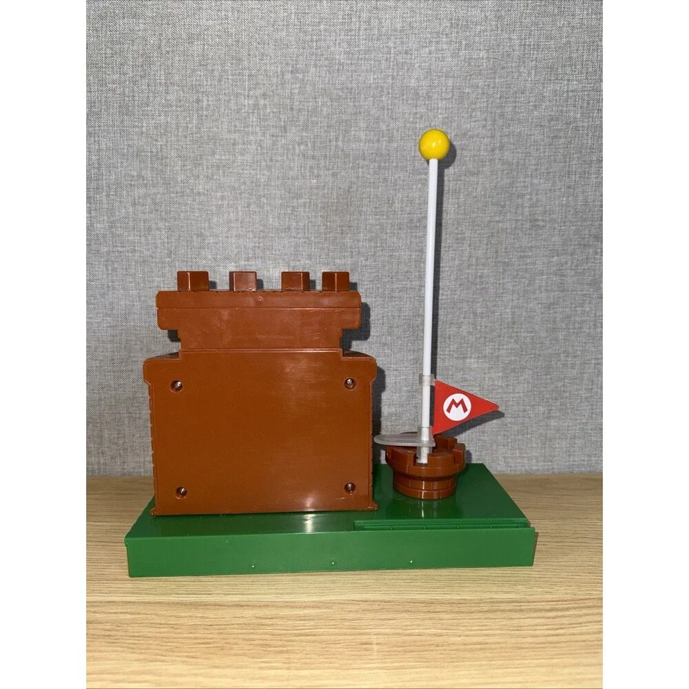 Super Mario Course Incomplete Playset W/ Interactive Castle 42435. No Figure